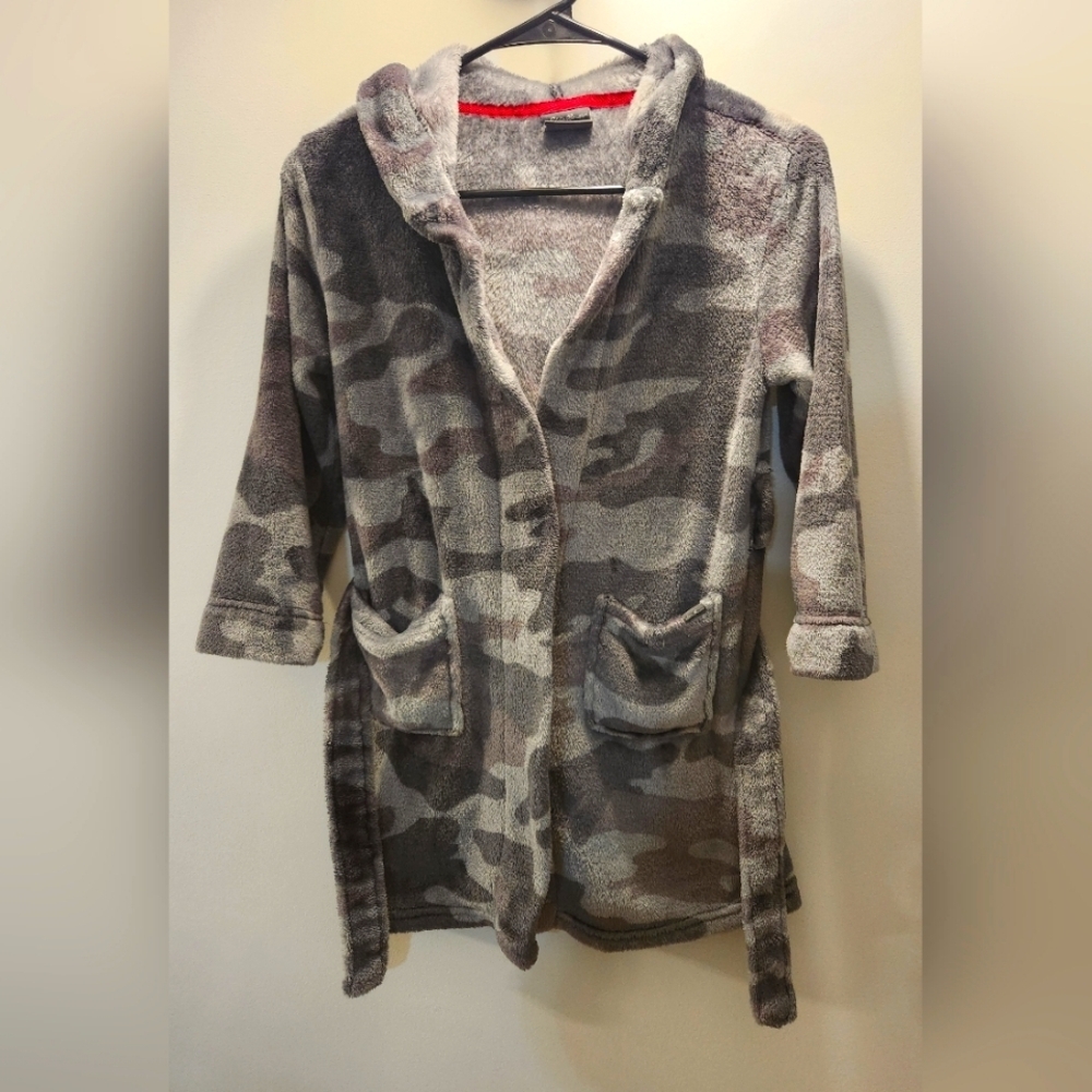 Boy's Size 6 Fleece Army Robe, Gray, Long Sleeve, Eddie Bauer